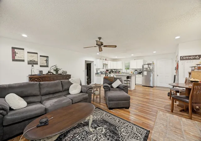 Photo 4 of Single family home for sale at 402 Jones St, Tom Bean, TX 75489 | MLS# 21330971 | Listing updated on 2026-08-02