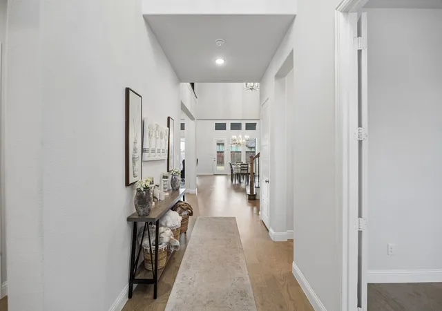 Photo 4 of Single family home for sale at 1903 Green Jasper Pl, Arlington, TX 76005 | MLS# 21330029 | Listing updated on 2026-08-02