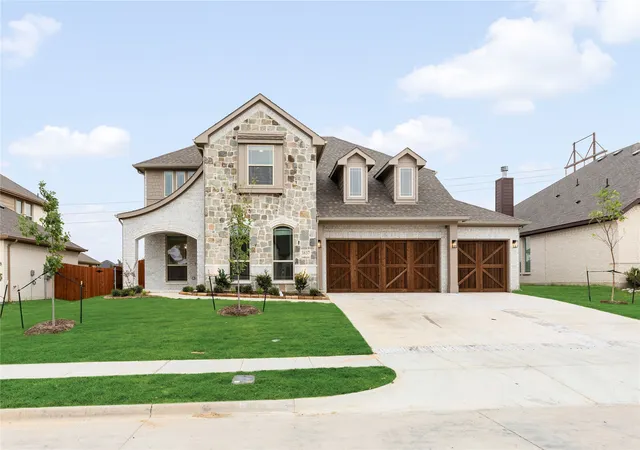 Photo 1 of Single family home for sale at 3837 Eagles Bluff Dr, Midlothian, TX 76065 | MLS# 21331412 | Listing updated on 2026-09-12
