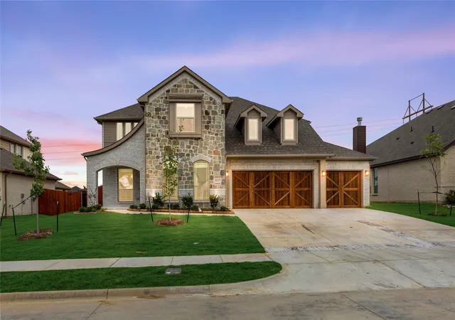 Photo 2 of Single family home for sale at 3837 Eagles Bluff Dr, Midlothian, TX 76065 | MLS# 21331412 | Listing updated on 2026-09-12