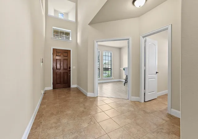 Photo 3 of Single family home for sale at 223 Thompson Dr, Van Alstyne, TX 75495 | MLS# 21315519 | Listing updated on 2026-09-11