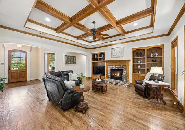 Photo 4 of Single family home for sale at 79 Seis Lagos Trl, Wylie, TX 75098 | MLS# 21331404 | Listing updated on 2026-09-13