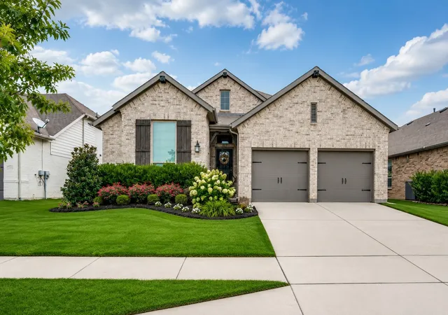 Photo 1 of Single family home for sale at 7409 Winterbloom Wy, Fort Worth, TX 76123 | MLS# 21331496 | Listing updated on 2026-09-12