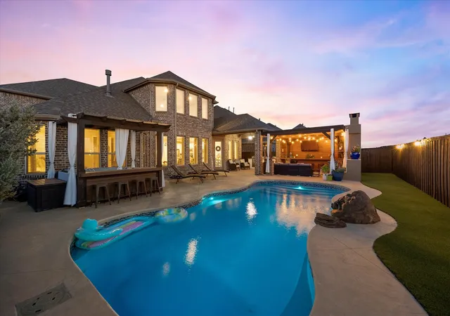 Photo 2 of Single family home for sale at 3121 Ivywood Pl, Celina, TX 75009 | MLS# 21331492 | Listing updated on 2026-09-10