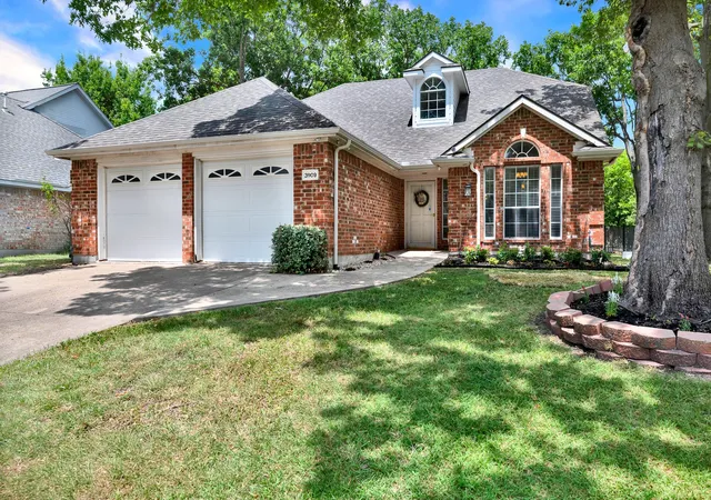 Single family home for sale at 3909 Bermuda Dr, Rowlett, TX 75088 | MLS# 21325688