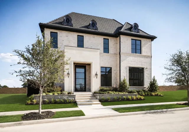 Photo 2 of Single family home for sale at 113 Murano Pl, Southlake, TX 76092 | MLS# 21304041 | Listing updated on 2026-09-13