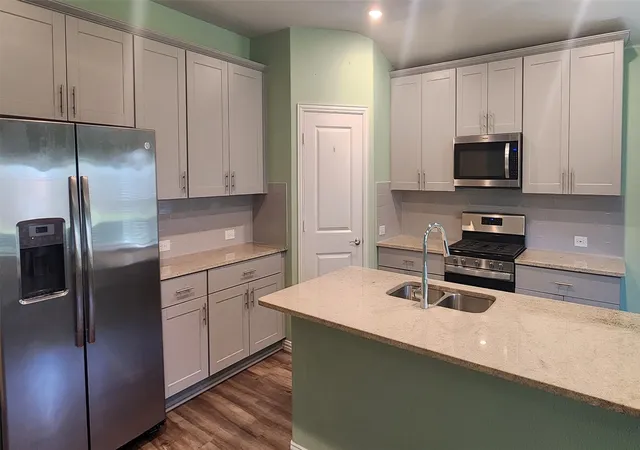 Photo 1 of Single family home for sale at 10628 Kootenai St, Fort Worth, TX 76179 | MLS# 21330647 | Listing updated on 2026-09-14