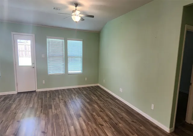 Photo 3 of Single family home for sale at 10628 Kootenai St, Fort Worth, TX 76179 | MLS# 21330647 | Listing updated on 2026-09-14