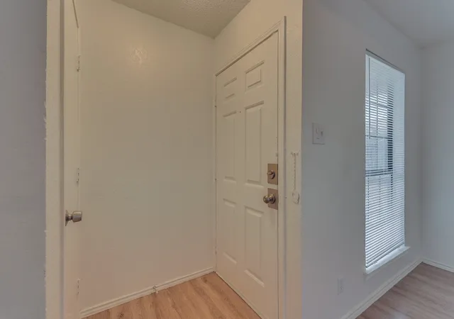 Photo 4 of House for sale at 1817 San Rafael St, Fort Worth, TX 76134 | MLS# 21332054 | Listing updated on 2026-07-30