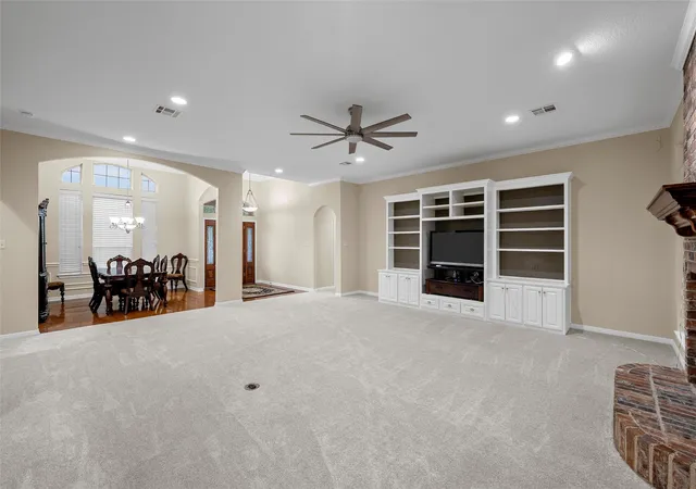 Photo 4 of Single family home for sale at 100 Laurel Oaks Ln, Crawford, TX 76638 | MLS# 21332130 | Listing updated on 2026-09-13