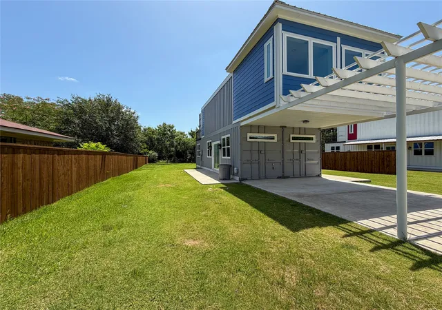Photo 3 of Single family home for sale at 1224 Kennie Dr, Commerce, TX 75428 | MLS# 21331601 | Listing updated on 2026-07-30