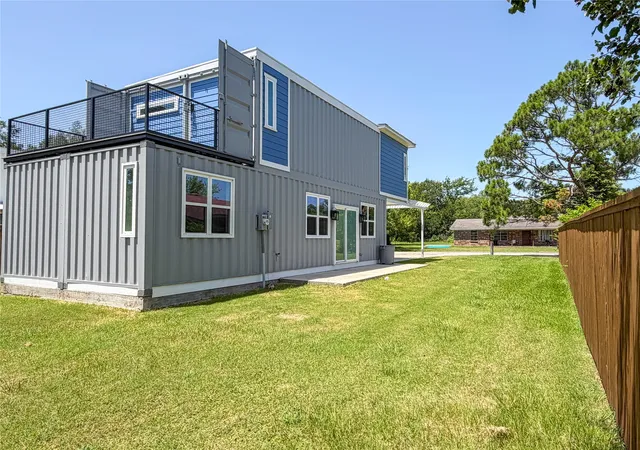 Photo 4 of Single family home for sale at 1224 Kennie Dr, Commerce, TX 75428 | MLS# 21331601 | Listing updated on 2026-09-30