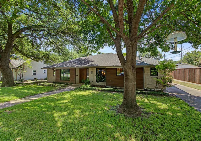 Photo 3 of Single family home for sale at 9357 Creel Creek Dr, Dallas, TX 75228 | MLS# 21317621 | Listing updated on 2026-09-13