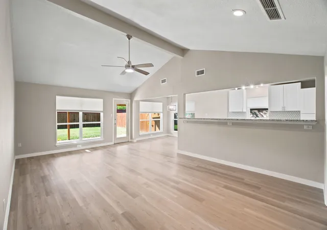Photo 3 of Sale Pending at 1615 Roundrock Trl, Mesquite, TX 75149 | MLS# 21275152 | Listing updated on 2026-10-07
