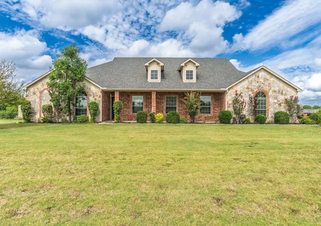 Photo 1 of Single family home for sale at 190 Westward Dr, Royse City, TX 75189 | MLS# 21332613 | Listing updated on 2026-09-09