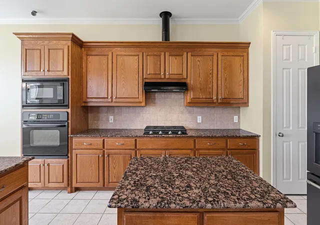 Photo 3 of Single family home for sale at 190 Westward Dr, Royse City, TX 75189 | MLS# 21332613 | Listing updated on 2026-09-30