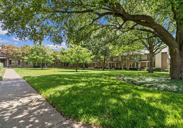 Photo 3 of Condo for sale at 6347 Bordeaux Ave #6374, Dallas, TX 75209 | MLS# 21332538 | Listing updated on 2026-09-09