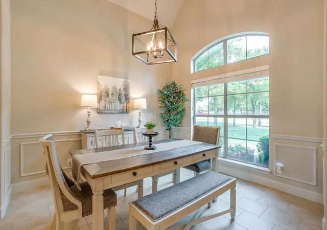 Photo 4 of Single family home for sale at 119 Antler Ridge Ct, Azle, TX 76020 | MLS# 21321940 | Listing updated on 2026-09-10