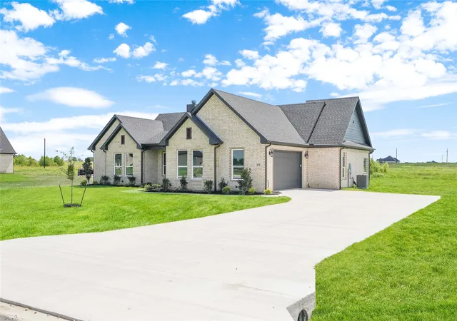 Photo 1 of Sale Pending at 620 Alondrita St, Celeste, TX 75423 | MLS# 21332747 | Listing updated on 2026-08-02