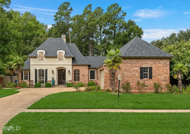 Photo 3 of Single family home for sale at 375 St Charles Blvd, Shreveport, LA 71106 | MLS# 21332700 | Listing updated on 2026-08-01
