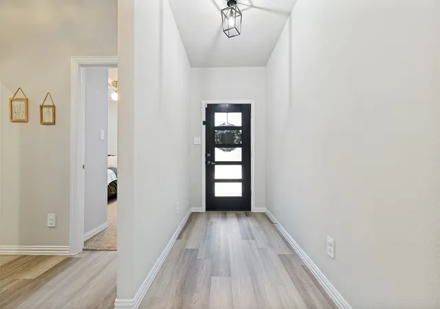 Photo 2 of Single family home for sale at 3812 Copperwood Dr, Mc Kinney, TX 75071 | MLS# 21331444 | Listing updated on 2026-09-03