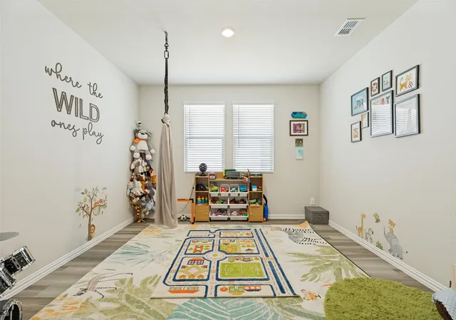 Photo 4 of Single family home for sale at 3812 Copperwood Dr, Mc Kinney, TX 75071 | MLS# 21331444 | Listing updated on 2026-09-03