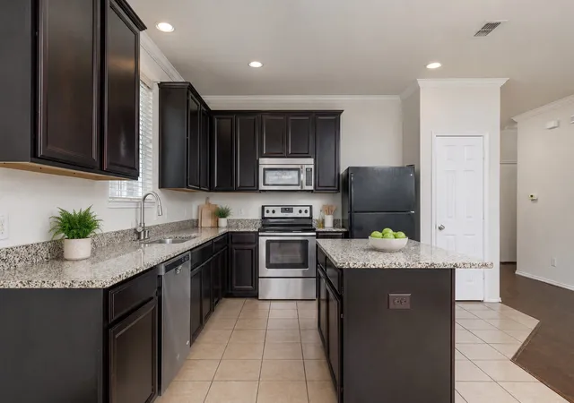 Photo 3 of Single family home for sale at 3013 Manuel Creek Dr, Little Elm, TX 75068 | MLS# 21332277 | Listing updated on 2026-09-14