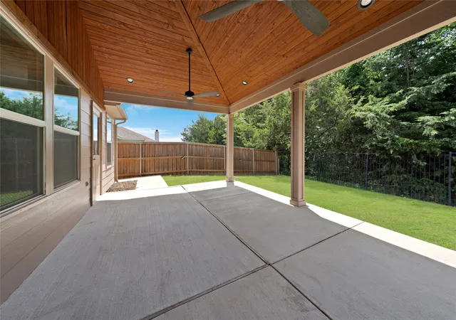 Photo 2 of Single family home for sale at 111 Tanglewood Dr, Fate, TX 75189 | MLS# 21329805 | Listing updated on 2026-10-06