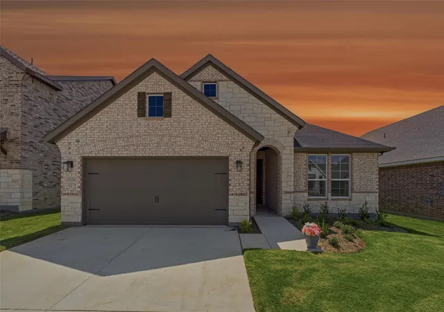 Single family home for sale at 3526 Helena St, Gainesville, TX 76240 | MLS# 21329833