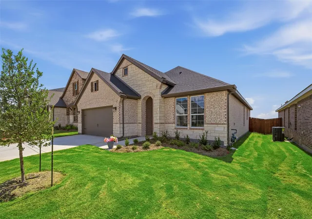 Photo 3 of Single family home for sale at 3526 Helena St, Gainesville, TX 76240 | MLS# 21329833 | Listing updated on 2026-10-07