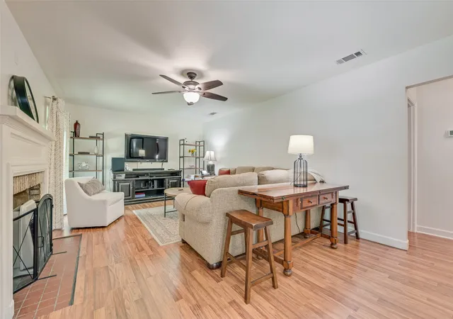 Photo 3 of Single family home for sale at 2630 Langdon Ave, Dallas, TX 75235 | MLS# 21332961 | Listing updated on 2026-09-15