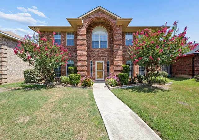 Photo 1 of Single family home for sale at 2305 Buckeye Dr, Mesquite, TX 75181 | MLS# 21322762 | Listing updated on 2026-09-14