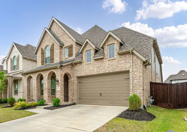 Photo 1 of Single family home for sale at 1516 Lantana Ave, Aubrey, TX 76227 | MLS# 21333028 | Listing updated on 2026-09-11