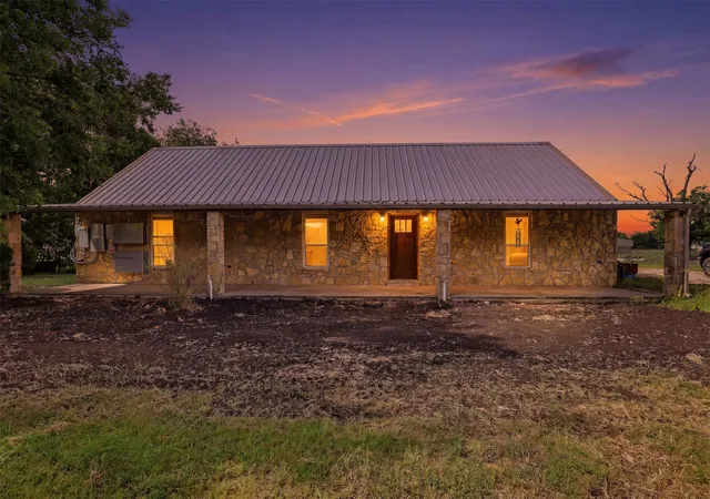 Photo 1 of Single family home for sale at 5377 Fm 219 W, Carlton, TX 76436 | MLS# 21333069 | Listing updated on 2026-09-11