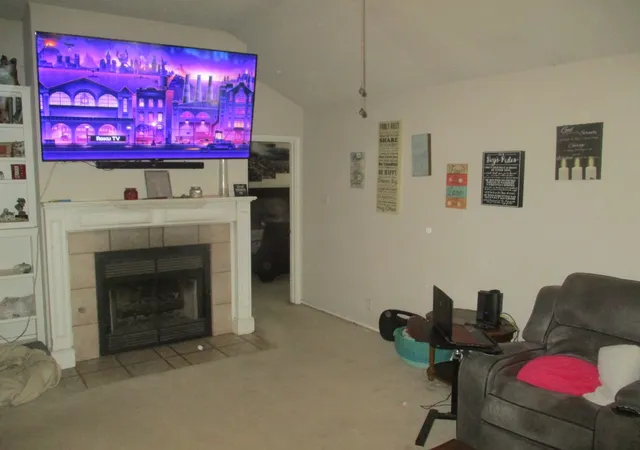 Photo 3 of Single family home for sale at 2309 Oak Park Dr, Denton, TX 76209 | MLS# 21332557 | Listing updated on 2026-09-11