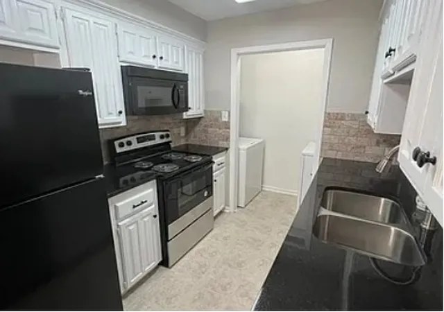 Photo 3 of Sale Pending at 1333 Westheimer Rd, Abilene, TX 79601 | MLS# 21333496 | Listing updated on 2026-09-09