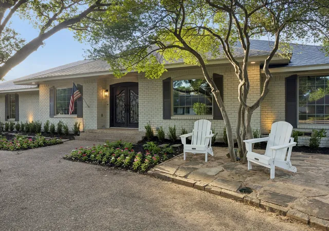 Photo 3 of Single family home for sale at 6941 Midcrest Dr, Dallas, TX 75254 | MLS# 21329549 | Listing updated on 2026-09-13