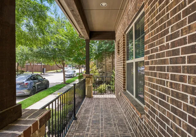 Photo 4 of Single family home for sale at 4421 Broadway Ave, Flower Mound, TX 75028 | MLS# 21322976 | Listing updated on 2026-09-13