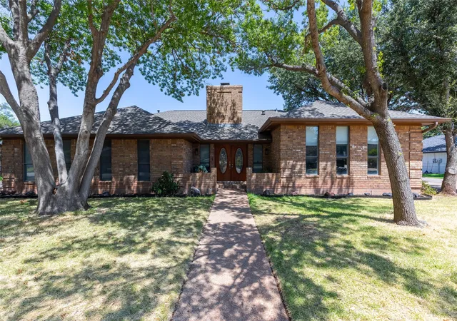 Photo 2 of Single family home for sale at 46 Augusta Dr, Abilene, TX 79606 | MLS# 21332594 | Listing updated on 2026-09-13