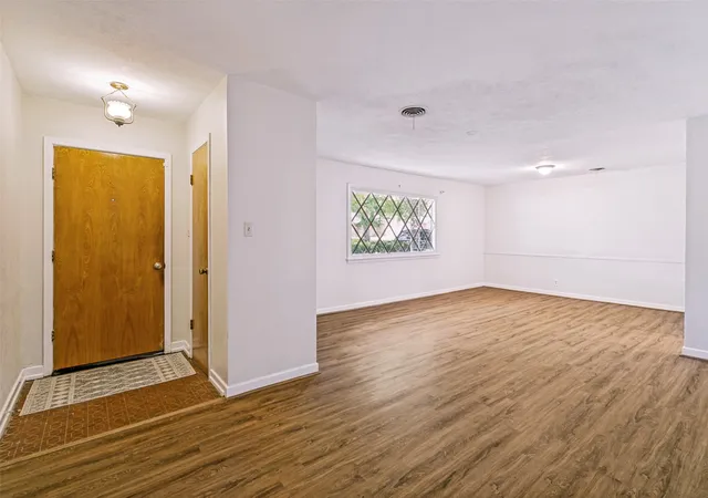 Photo 3 of Single family home for sale at 5729 Wharton Dr, Fort Worth, TX 76133 | MLS# 21330085 | Listing updated on 2026-08-02