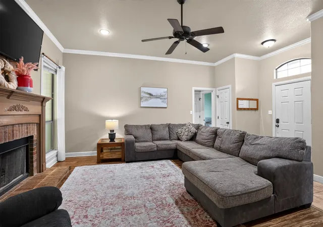 Photo 3 of Sale Pending at 1301 Hyde Park Blvd, Cleburne, TX 76033 | MLS# 21332677 | Listing updated on 2026-10-20