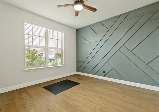 Photo 3 of Single family home for sale at 5805 Pensby Dr, Aubrey, TX 76227 | MLS# 21332768 | Listing updated on 2026-09-19