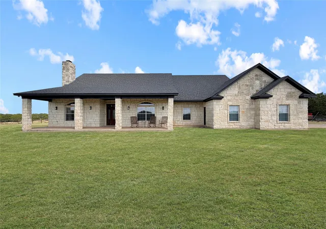 Photo 1 of Single family home for sale at 1008 Bosque Ridge Rd, Crawford, TX 76638 | MLS# 21316452 | Listing updated on 2026-09-07