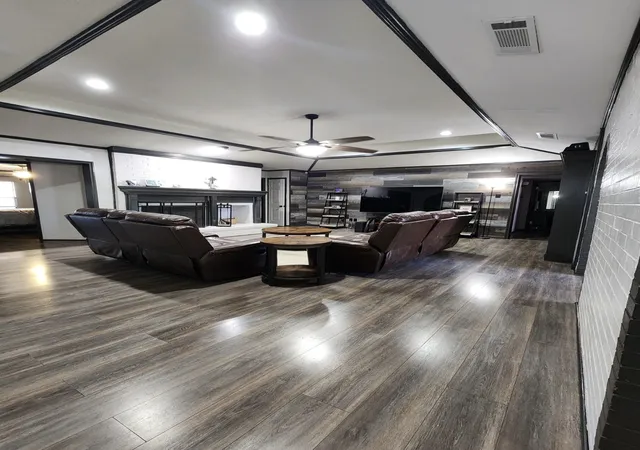 Photo 3 of Sale Pending at 3217 Colonel Cir, Garland, TX 75043 | MLS# 21332733 | Listing updated on 2026-09-28