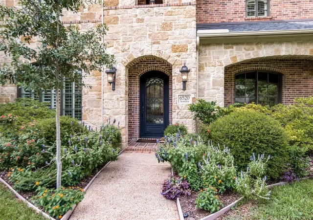 Photo 2 of Single family home for sale at 6520 Sondra Dr, Dallas, TX 75214 | MLS# 21332649 | Listing updated on 2026-09-14