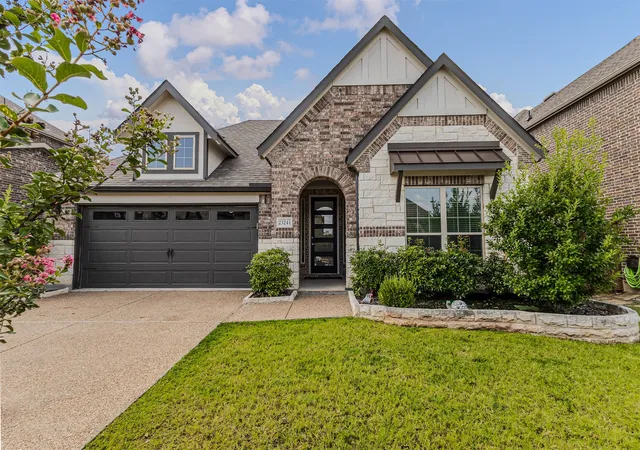 Photo 2 of Single family home for sale at 2524 Solomons Pl, Wylie, TX 75098 | MLS# 21305840 | Listing updated on 2026-09-15