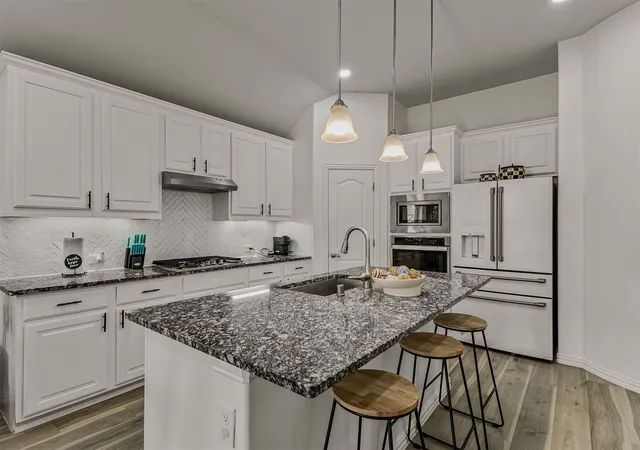 Photo 4 of Single family home for sale at 2524 Solomons Pl, Wylie, TX 75098 | MLS# 21305840 | Listing updated on 2026-09-15