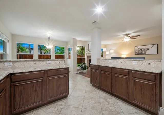 Photo 3 of Single family home for sale at 9304 Leesburg Ct, Mc Kinney, TX 75071 | MLS# 21329289 | Listing updated on 2026-09-12