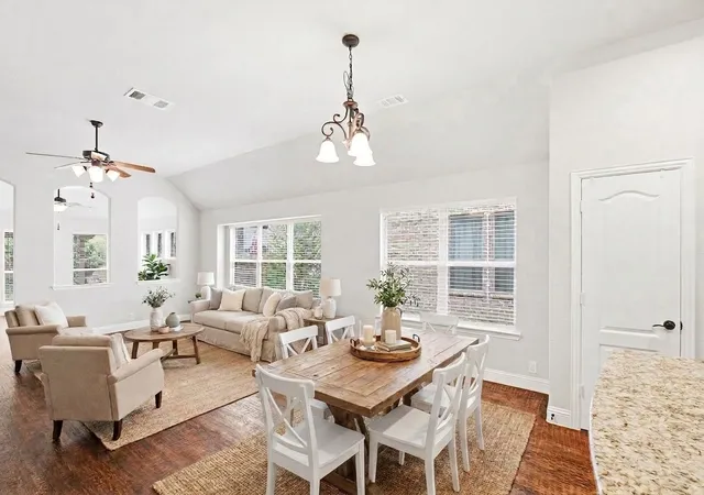 Photo 4 of Single family home for sale at 4404 Juniper Ln, Melissa, TX 75454 | MLS# 21329970 | Listing updated on 2026-09-08