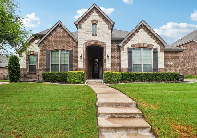 Photo 1 of Sale Pending at 217 Wisteria Wy, Red Oak, TX 75154 | MLS# 21332245 | Listing updated on 2026-08-01